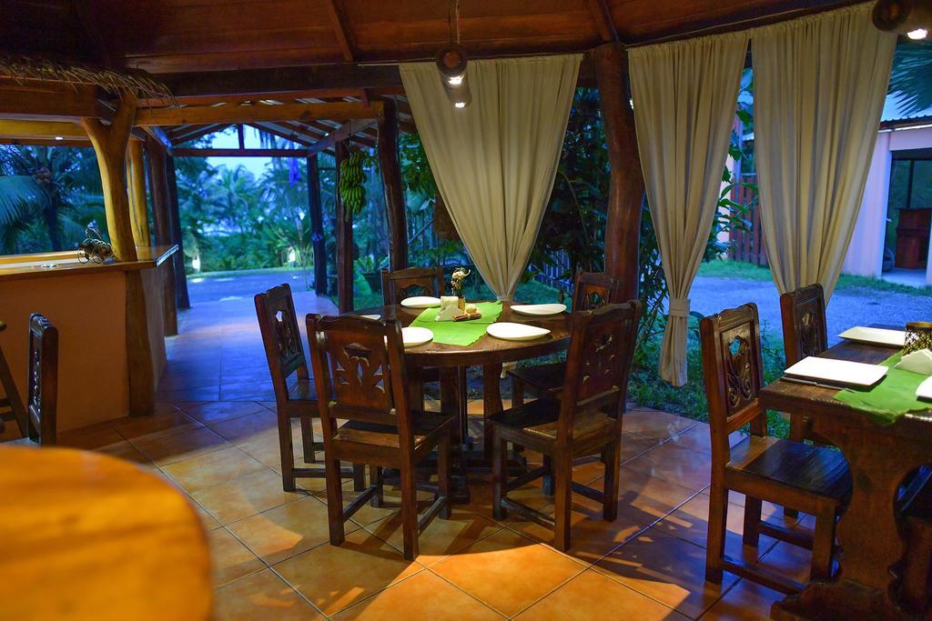 Hotel Caribbean Coconut Кахуіта Екстер'єр фото