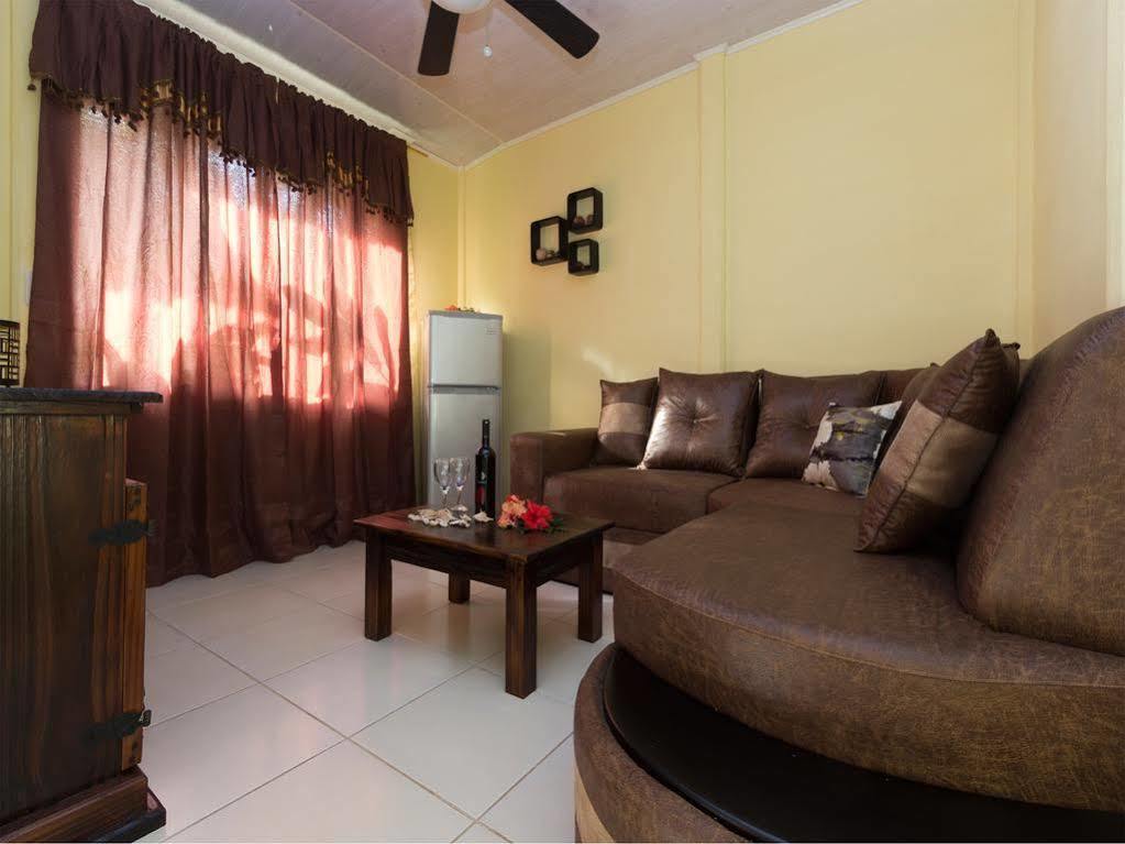 Hotel Caribbean Coconut Кахуіта Екстер'єр фото
